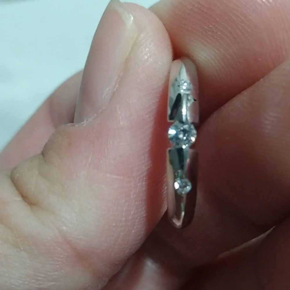 SALE! Authentic Platinum 0.1ct Genuine Diamond Ring 💍 Size 6 Gently Worn - Picture 6 of 12